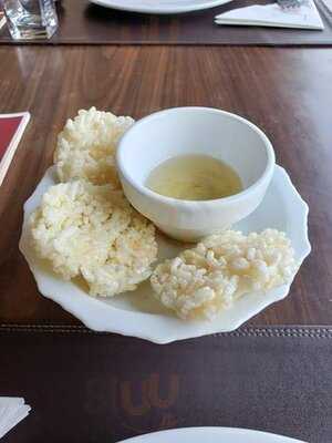 สุภัทรา ริเวอร์ เฮ้าส์