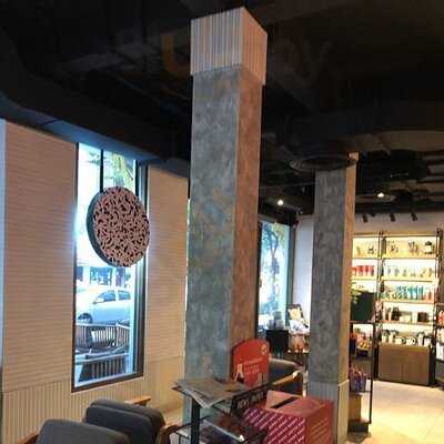 Starbucks - Silom Complex