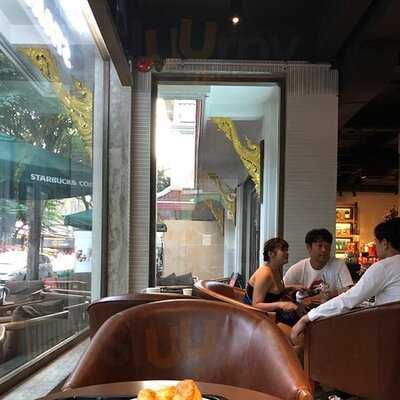 Starbucks - Silom Complex