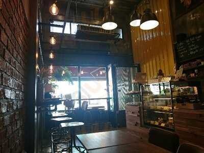 ช็อกโก ลีพ บาย เบรดรูม