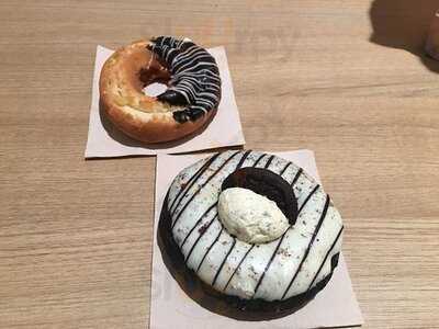 ดังกิ้นโดนัท