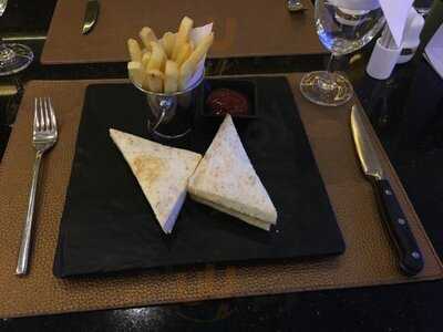 คอปเปอร์ เรสเตอรองท์ & บาร์