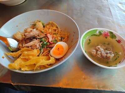 Kuay Teow Khae -street Noodle Soup