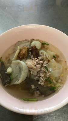 ก๋วยเตี๋ยววัดเอี่ยม