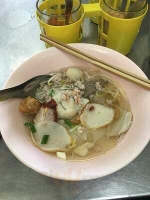 ก๋วยเตี๋ยววัดเอี่ยม