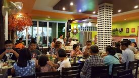 ร้านอาหารบ้านใหม่