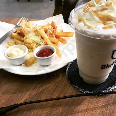 Blurista Cafe' & Restaurant