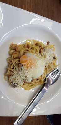 Blurista Cafe' & Restaurant