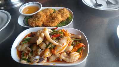 หัวปลาช่องนนทรี