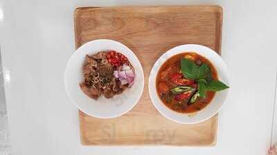 Neung Imm Thai Food & Cafe