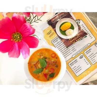 Neung Imm Thai Food & Cafe