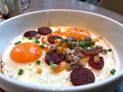 ร้านอาหาร คริสตัลเจดราเมนเสี่ยวหลงเปา