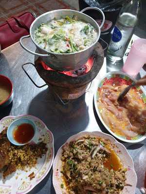 ร้านเย็นตาโฟเจซี