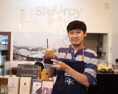 House Of Commons - Bookcafe & Space