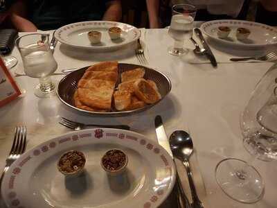 ภัตตาคารอาหารอิตาเลียน ไพซาโน่