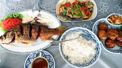 ร้านอาหาร บ้านย่า 