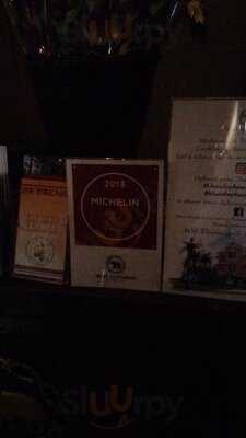 ห้องอาหาร ไวท์เอเลเฟ่น