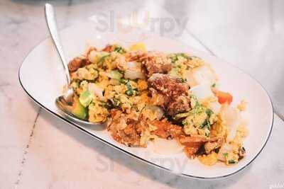 ร้านอาหารต้นตาล