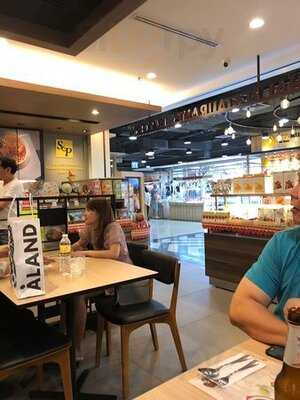 S&p Thai Restaurant & Bakery Mbk Center