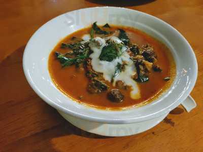 ร้านอาหาร สวนผักน้ำ