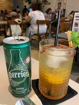 ไก่ฮาวด์ ข้าวมันไก่ออแกนิค