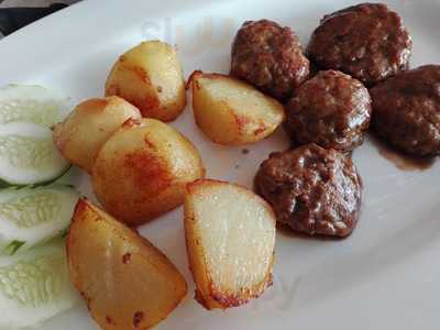 Maud’s Restaurant And Bar