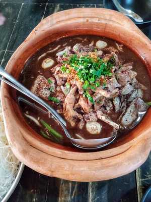 ร้านก๋วยเตี๋ยวเรือชามกะลาซี๊ด