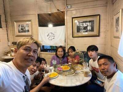 บ้านขนมปังขิง