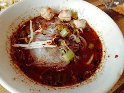 นายช่าง ก๋วยเตี๋ยวเรืออยุธยา