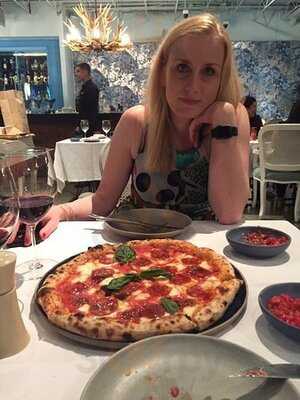 Pizza Massilia Sukhumvit