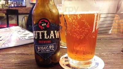 Jim's Burgers & Beers Aree