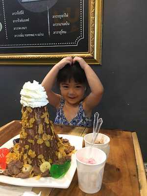 ร้านใส่นม สาขาหน้าโรงเรียนโยธินบูรณะ