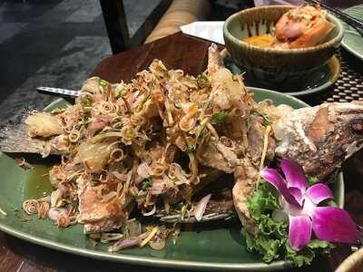 Apinara Thai Cuisine And Bar