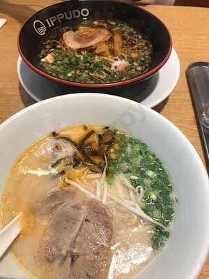 อิปปุโดะ ราเมง สาขาเซ็นทรัลปิ่นเกล้า