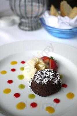 Zeist Restaurant & Tapas Bar