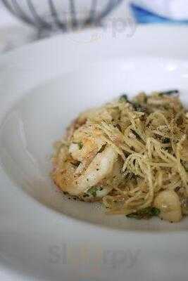 Zeist Restaurant & Tapas Bar