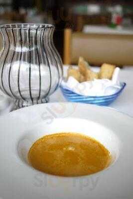 Zeist Restaurant & Tapas Bar