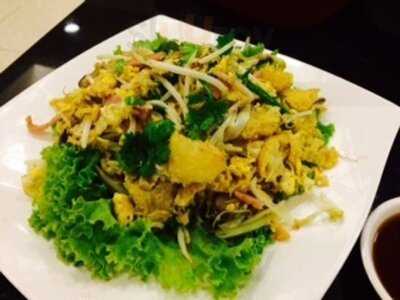 ร้านอาหาร เรือนเพชรสุกี้