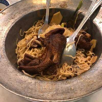 ร้านอาหาร เอี่ยวไถ่ 2