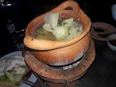 ร้านนายผล