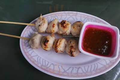 ต้มเลือดหมูนายใช้