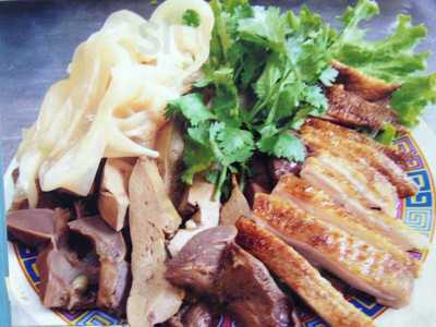 ก๋วยเตี๊ยวเป็ด เจ๊เตี๋ย