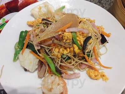 ฮองมิน สาขา แฟชั่น ไอแลนด์