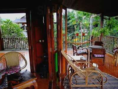 Dammie Cafe By Manaohouse