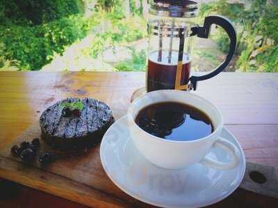 Dammie Cafe By Manaohouse