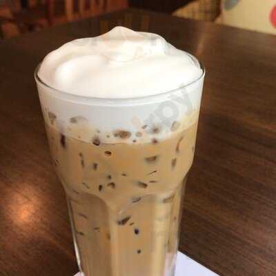 ร้านอาหาร มิ้นท์บัลโคนี่