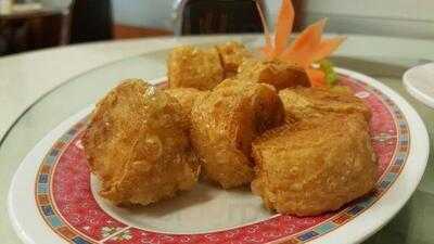 ร้านอาหาร เสี่ยวเอ้อร์