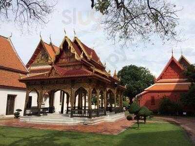 ฮับไฟว์ผับแอนด์โคโยตี้