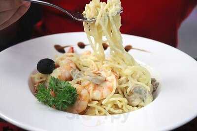 ร้านอาหาร ท็อปเท็น