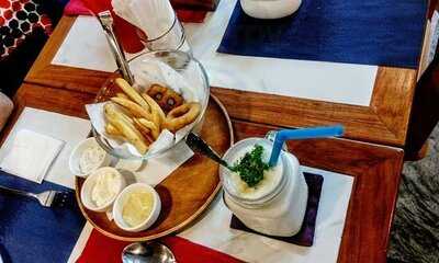 Kit Crab Cafe & Restaurant